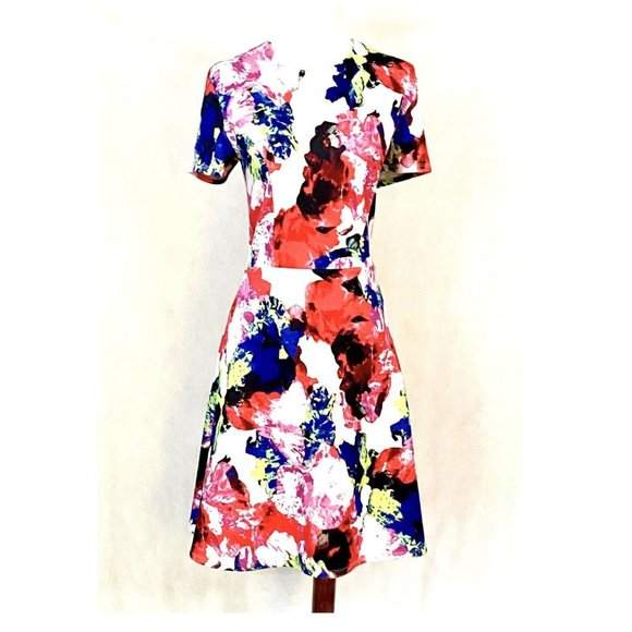 Milly Rosabella Floral Scuba Knit Short Sleeve Skater Dress Size 10 - Picture 2 of 8